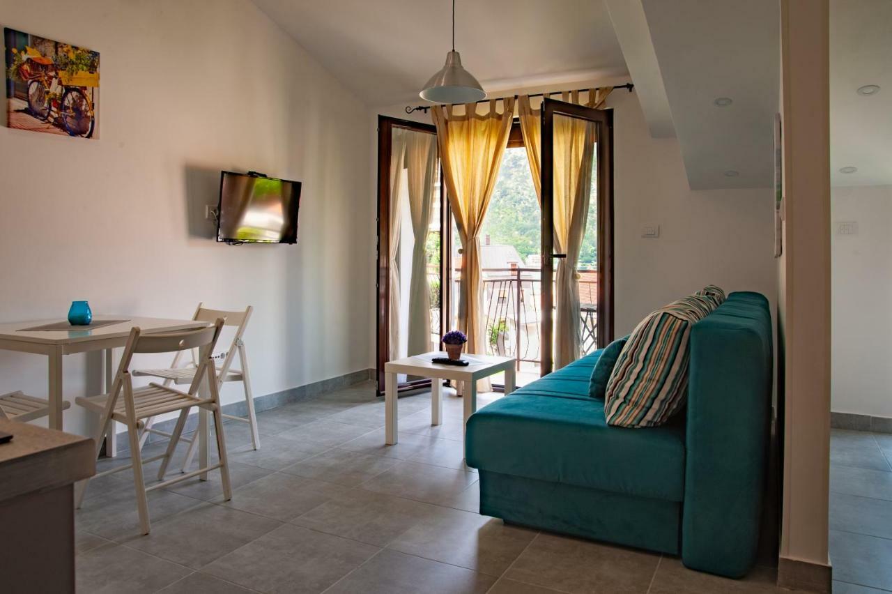 קוטור Rooms & Apartments Vukasovic מראה חיצוני תמונה